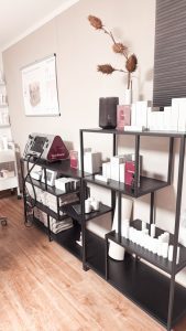 Hochmoderne Mikrodermabrasion mit Ultraschall SkinPeeler Kosmetikstudio Samtweich Cosmetic Landsberg am Lech